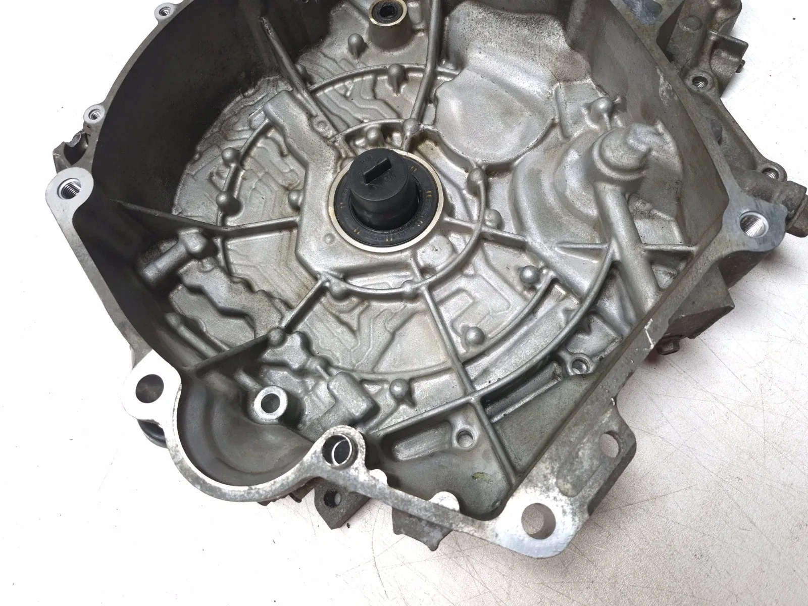 2007 Honda Fit Automatic Transmission Bell Housing OEM image 2