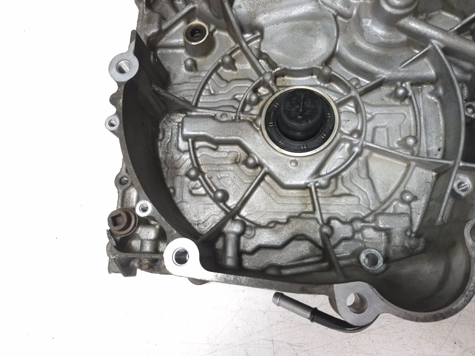 2007 Honda Fit Automatic Transmission Bell Housing OEM image 3