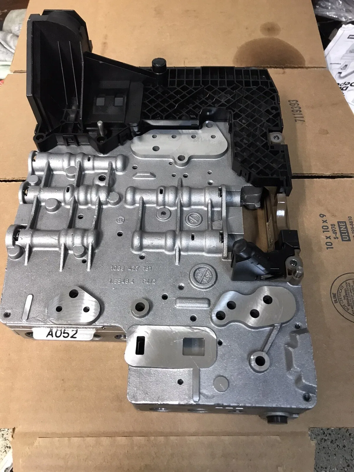 2006-2011 VW Audi ZF6HP26A/19 Valve Body with Mechatronic (A052 B052)