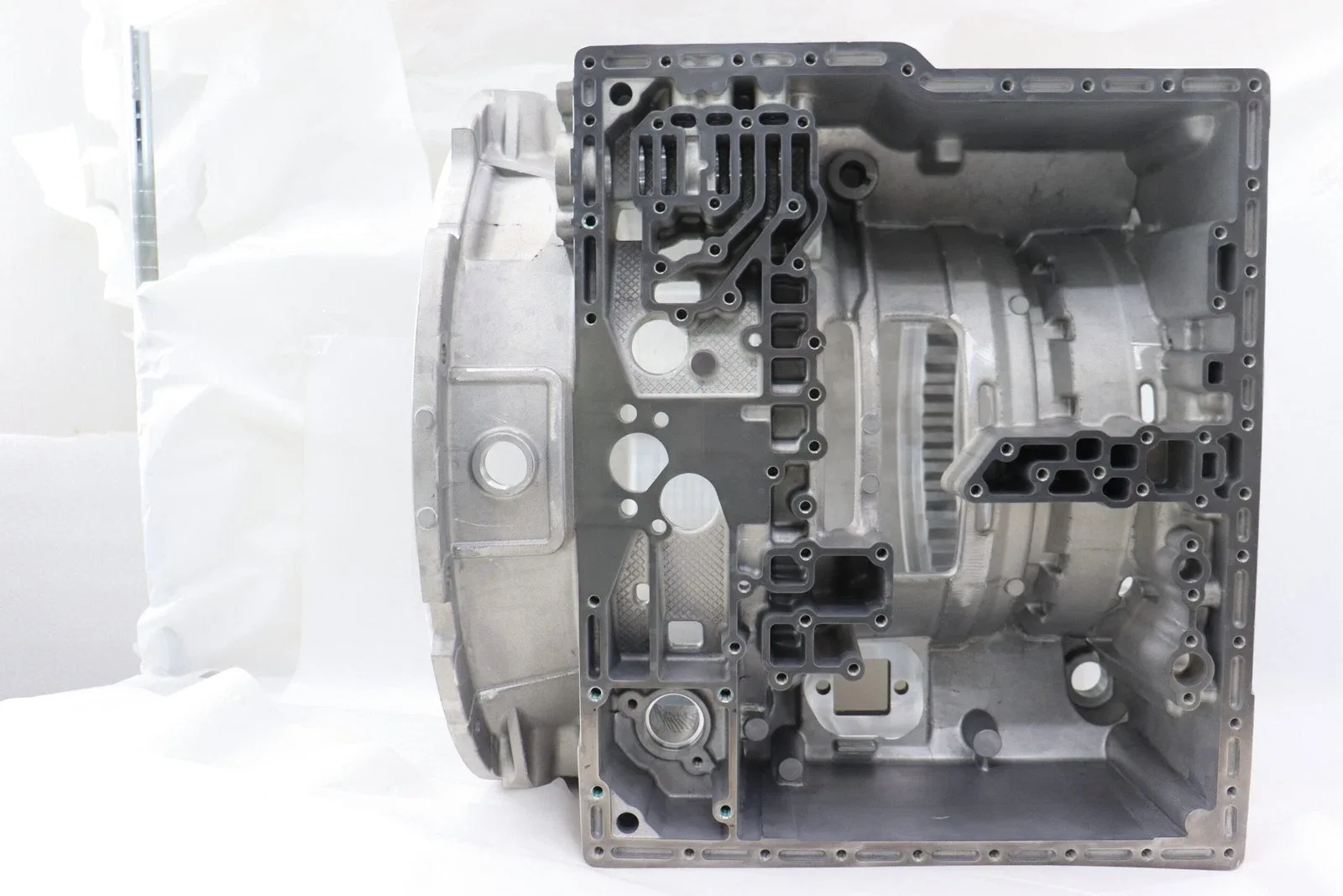 ZF Transmission Housing 4149.201.055 image 2