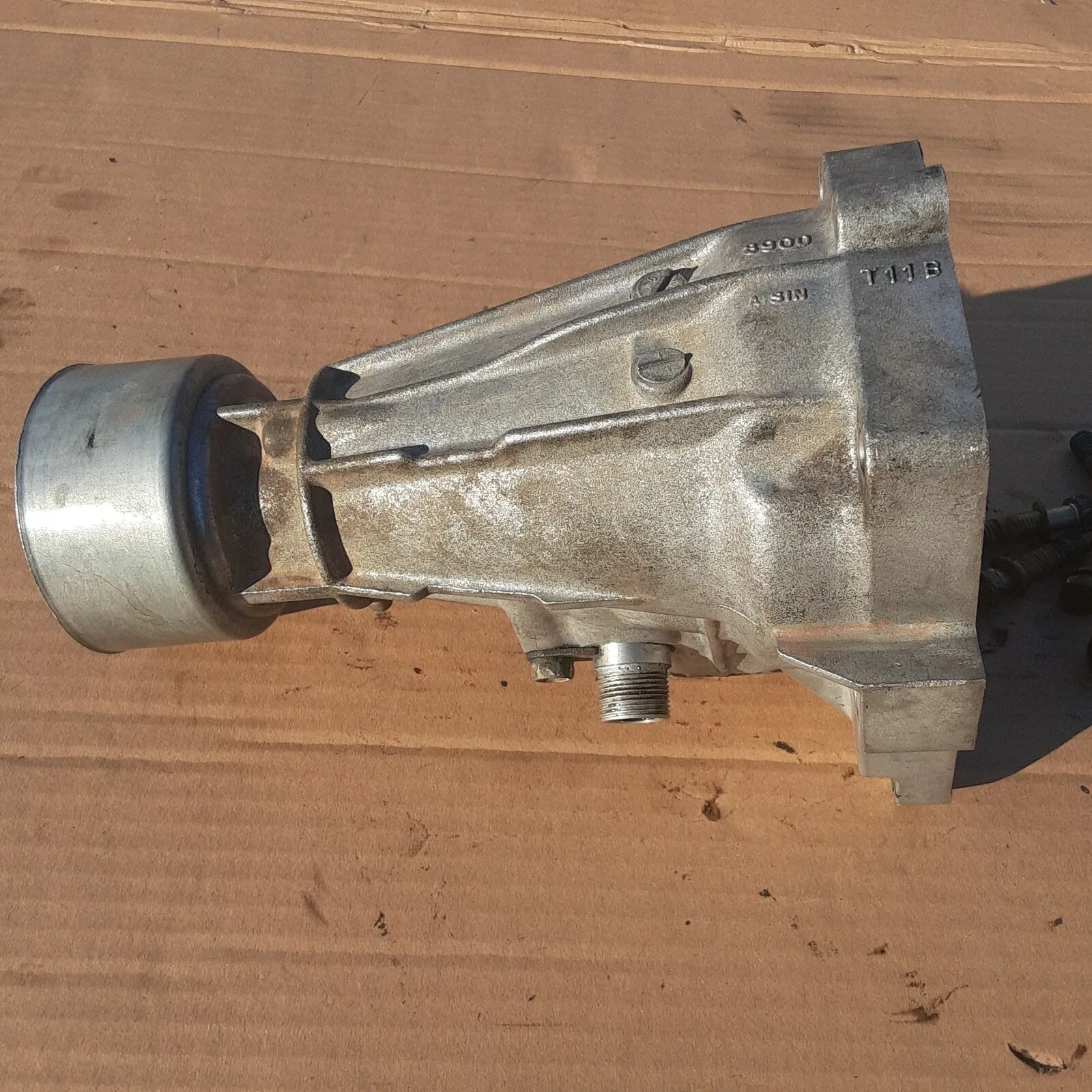 TOYOTA 1989-95 T100 4RUNNER PICKUP TRANSMISSION EXTENSION PART OEM  35108-35050 image 2