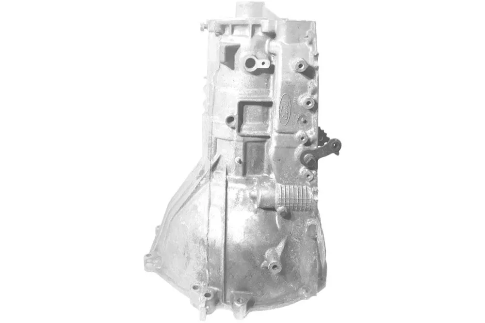4R70W Case(2 Bolt Starter)(Cast # RFF7)6/96-03 - U76760E image 3