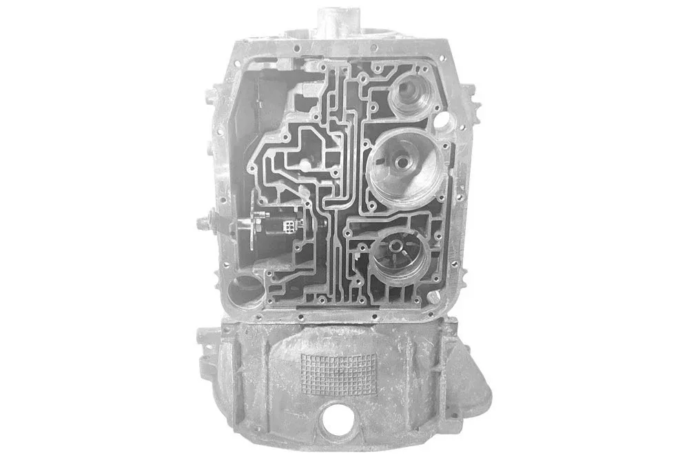 4R70W Case(2 Bolt Starter)(Cast # RFF7)6/96-03 - U76760E image 4