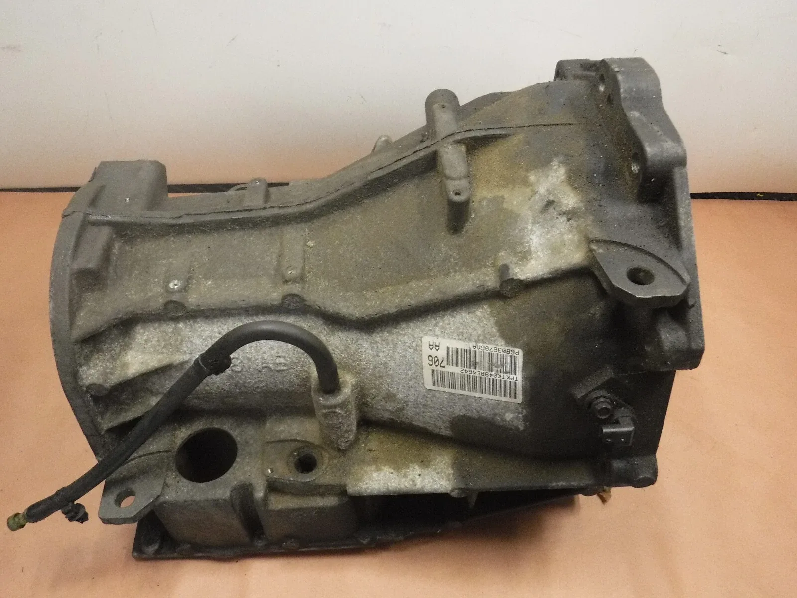 Jeep Wrangler JK 3.8 V6 2007-2011 Automatic Transmission Housing Case Factory image 2