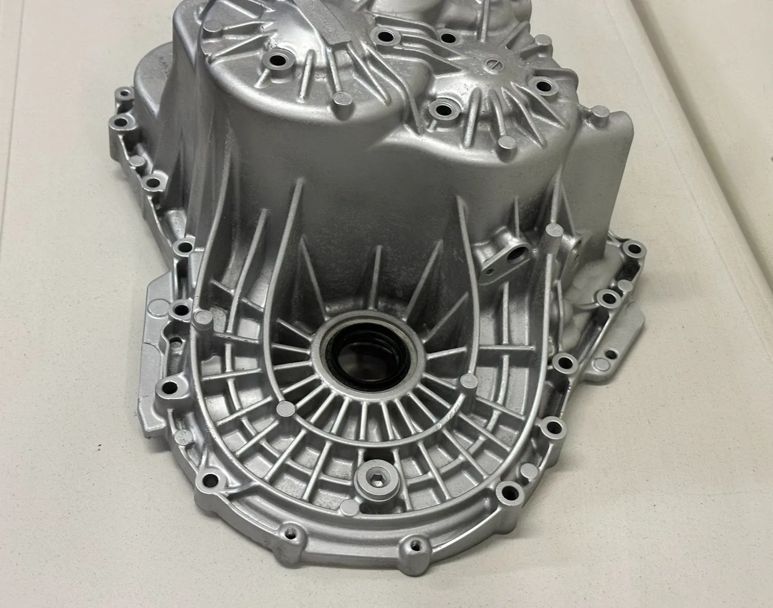 Ford Focus 2015-2018 Transmission Case Rear Half DPS6 BV6P7005A OEM image 3
