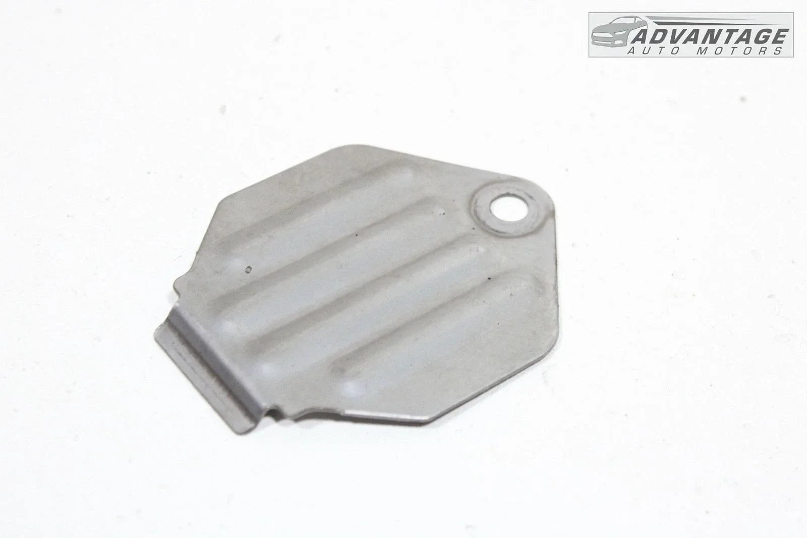 2020-2024 KIA TELLURIDE FWD AUTOMATIC TRANSMISSION DUST COVER PLATE OEM image 3
