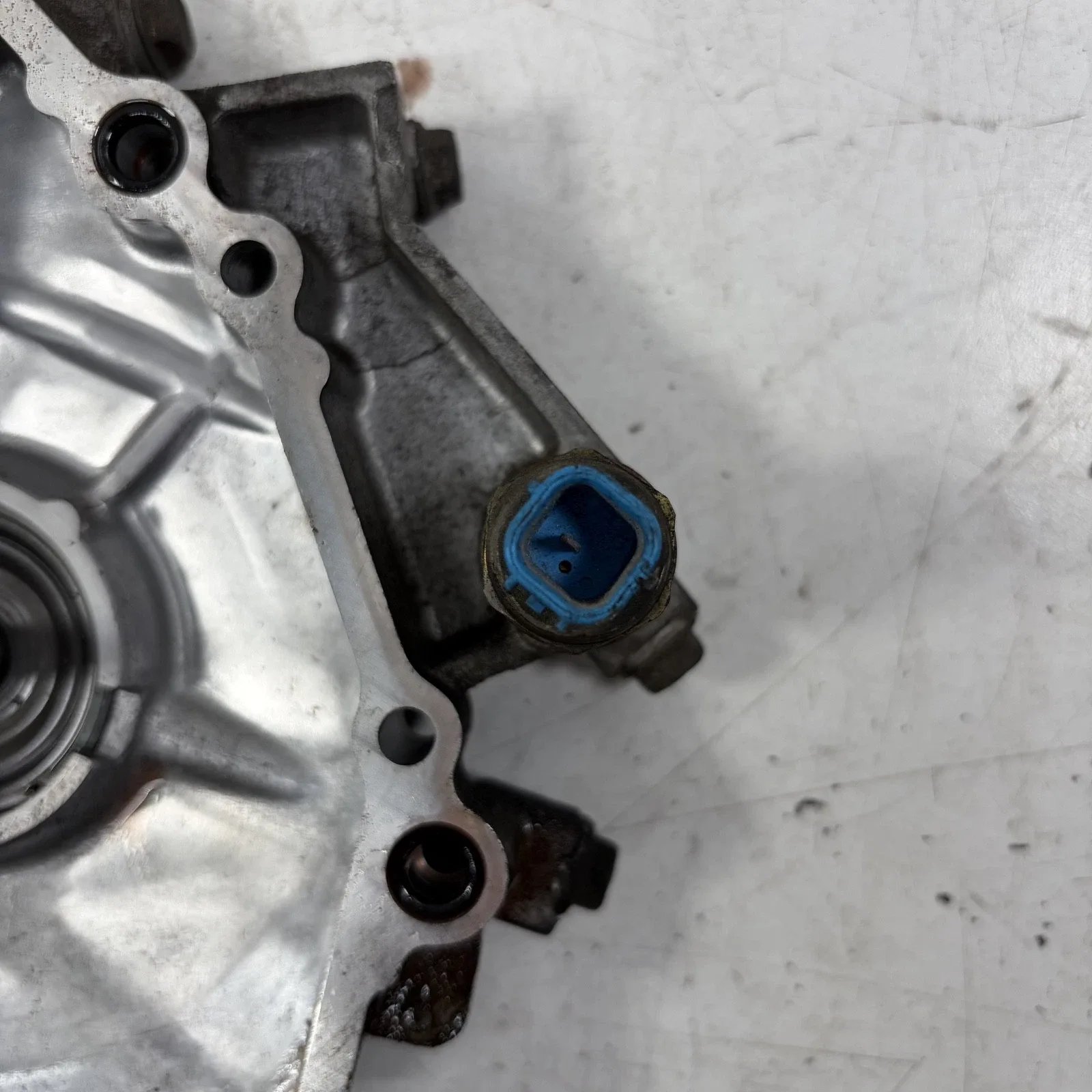 02-03 Acura RSX AT Transmission Left Side End Cover 21240-PRP-010 OEM image 4