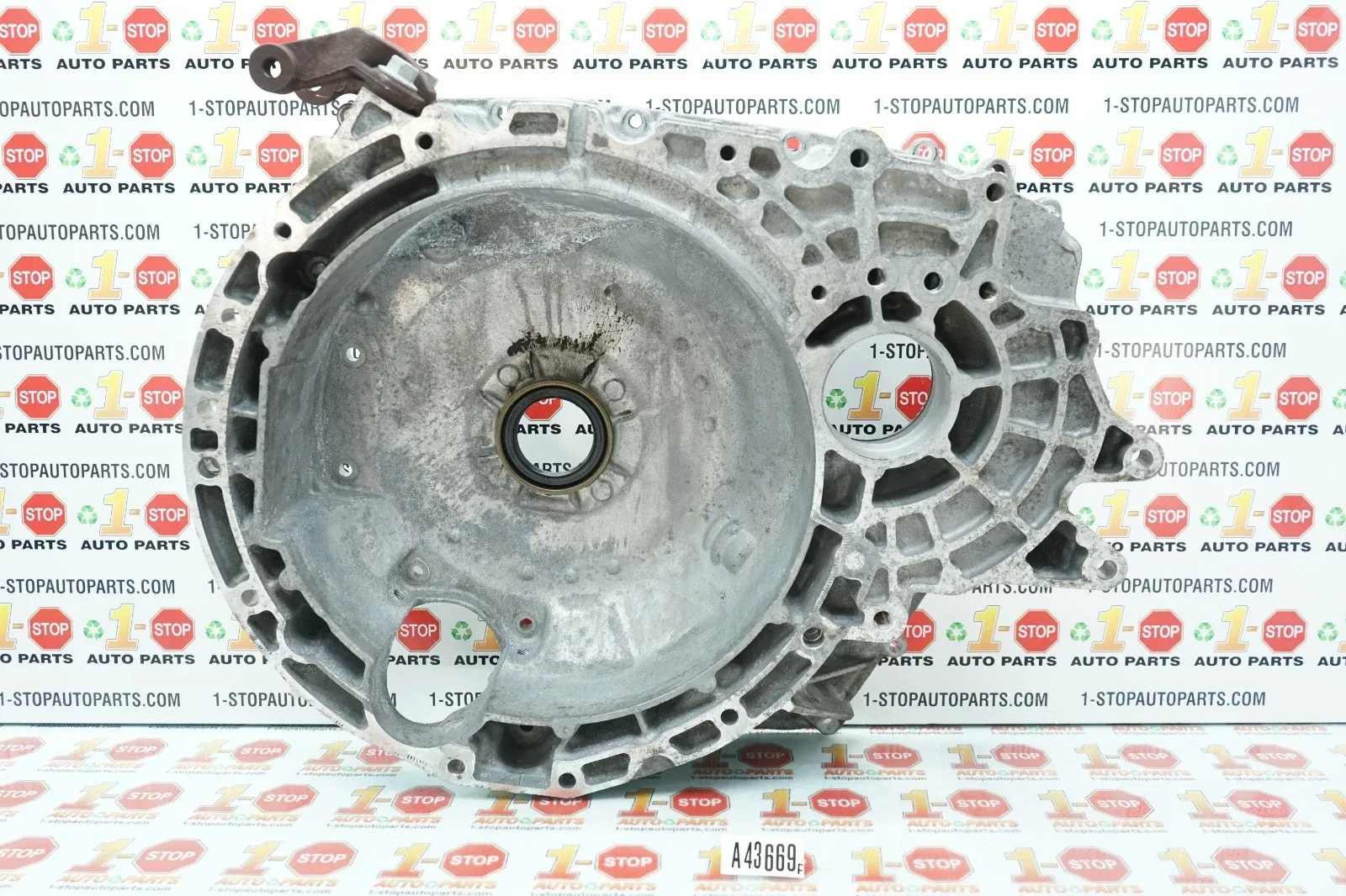 2013-2019 TAURUS 6F50 TRANSMISSION CONVERTER BELL HOUSING  DA8P-7000-LB