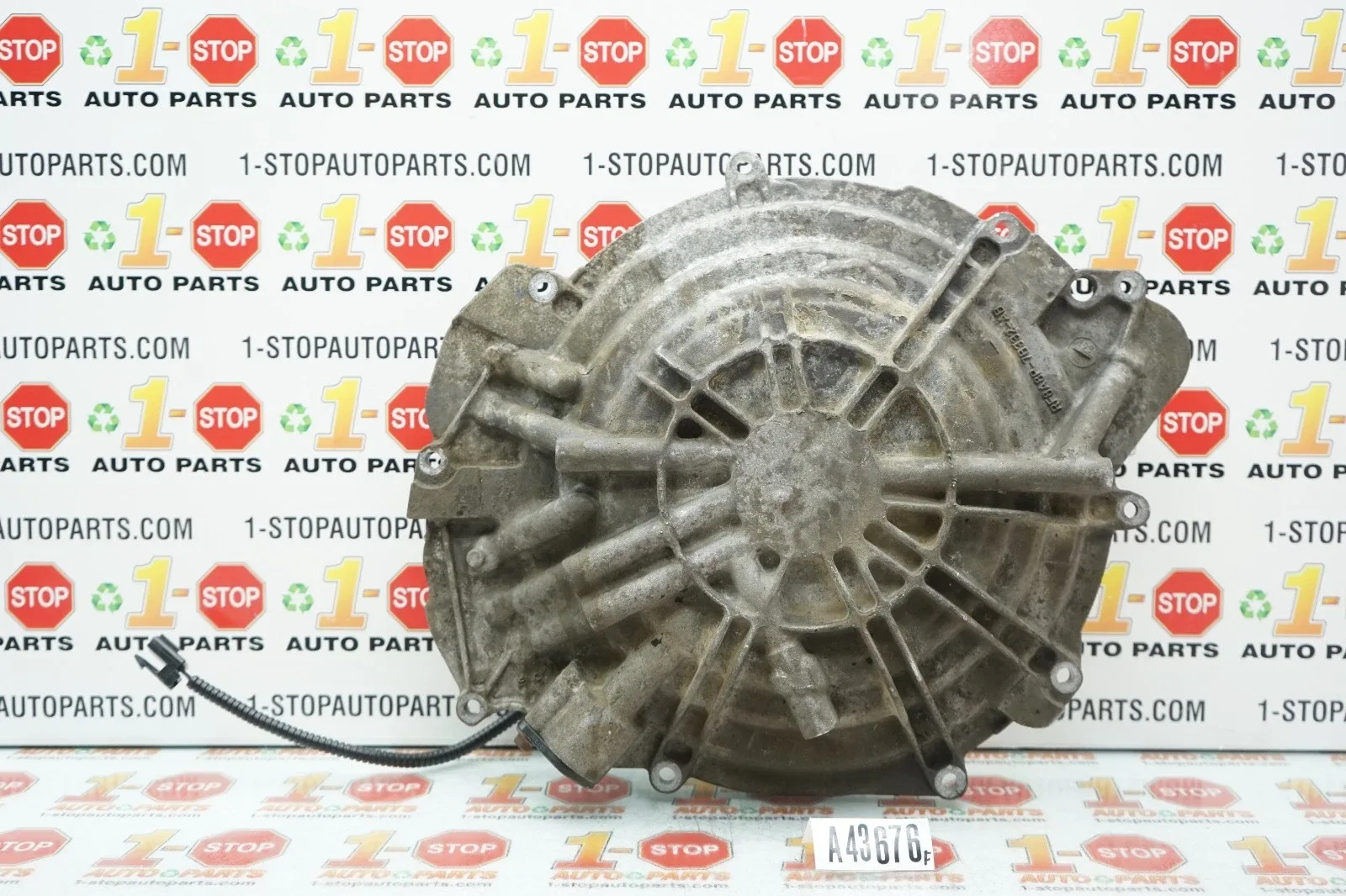 2013-2019 6F50 REAR COVER, BACK COVER COMPLETE 10 BOLT, CAST # RF8AP-7B332-AB image 2