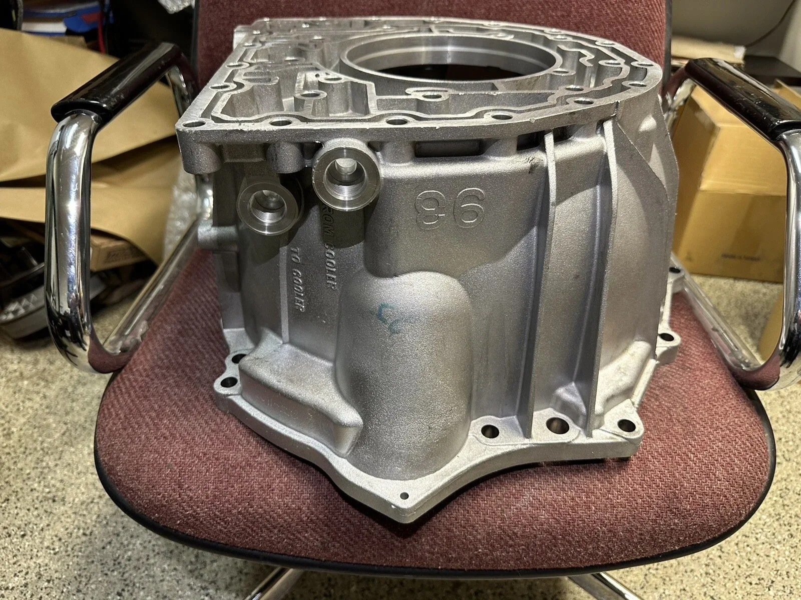 Gm Allison 1000 2000 TRANS BELLHOUSING COOLER HOLES .800 CAST 29549481 NO SENSOR image 4