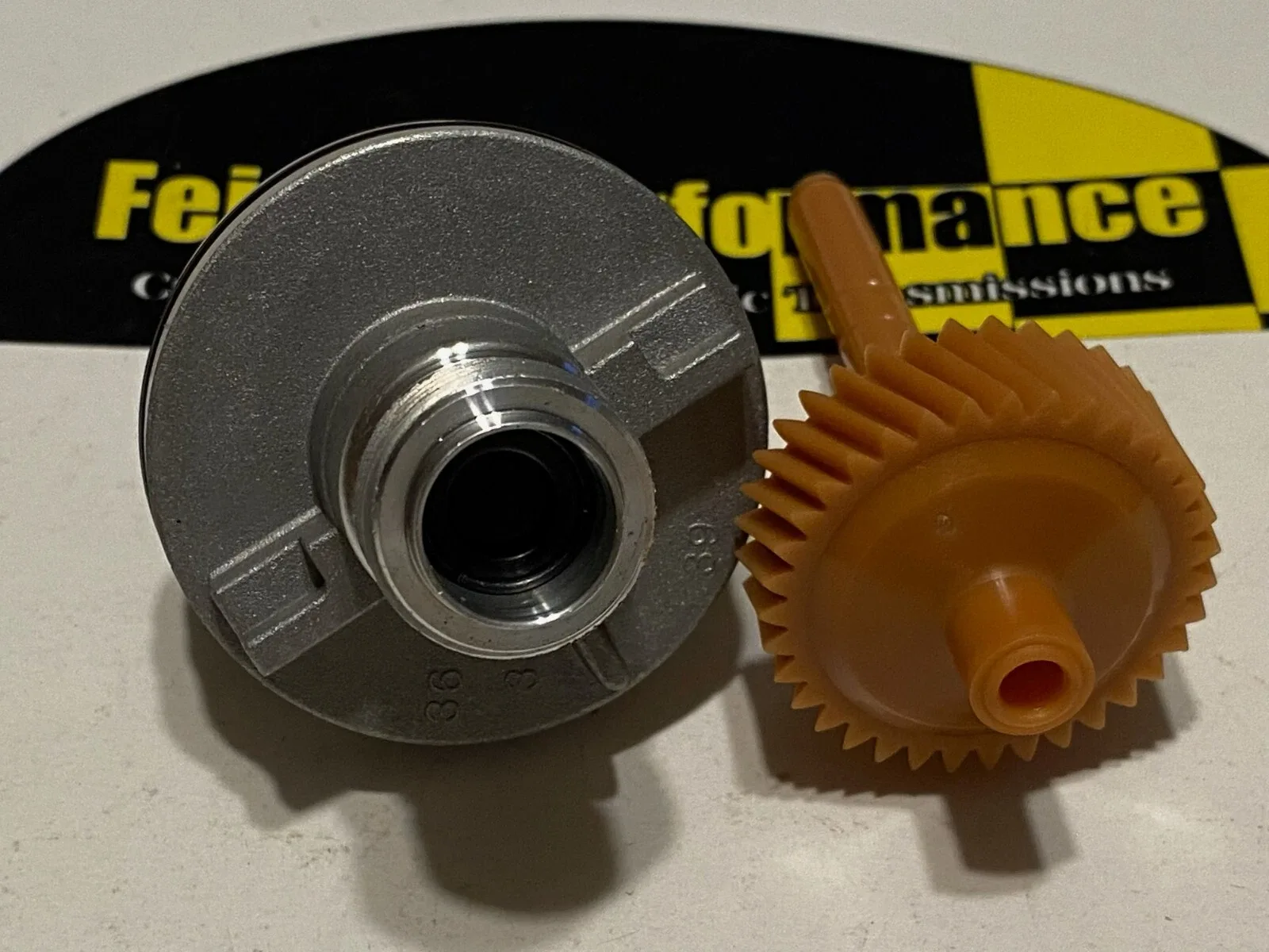 TH350  35 Tooth Speedometer Driven Gear & Matching Speedometer Gear Housing
