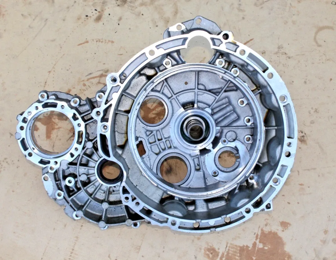 OEM 7G-DCT AUTO TRANSMISSION HOUSING / COVER / BODY 2019-2022 MERCEDES A220