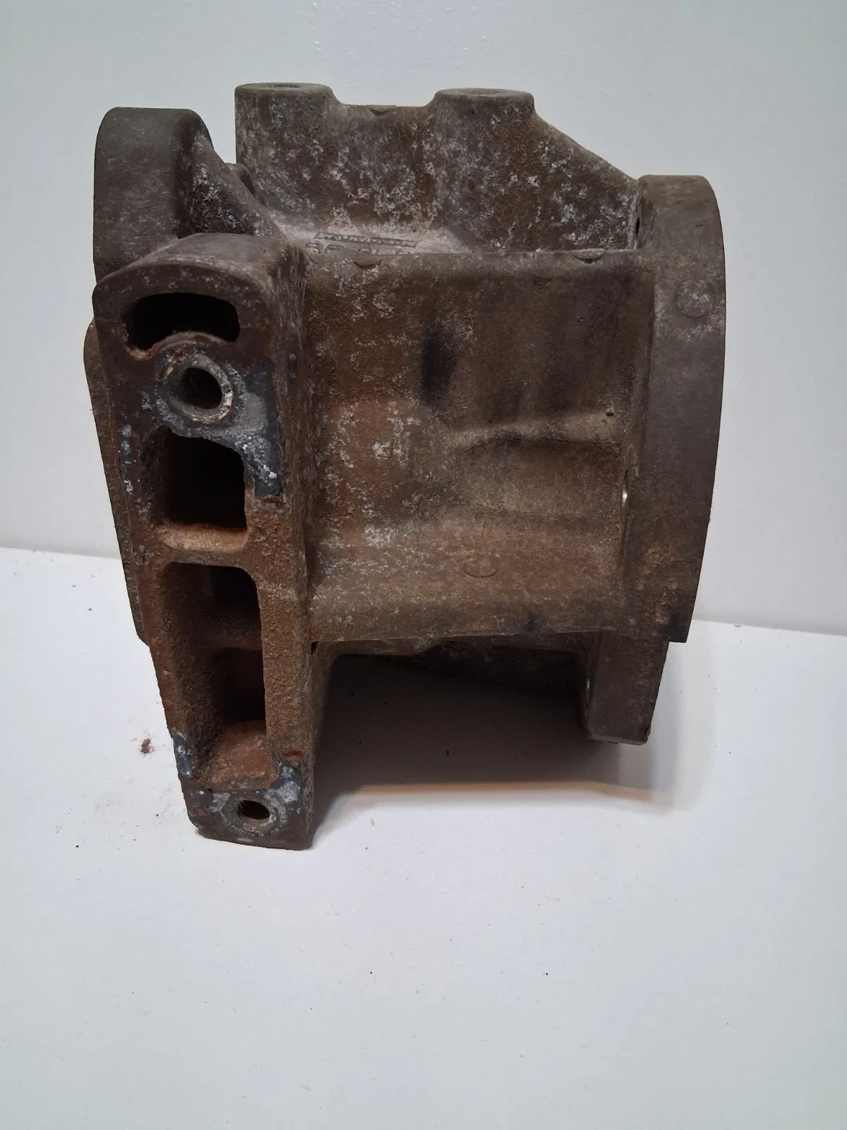 2004-09 FORD F150  TRANSMISSION EXTENSION HOUSING ADAPTER 4X4 RF-3L3P-7A040-AB image 2