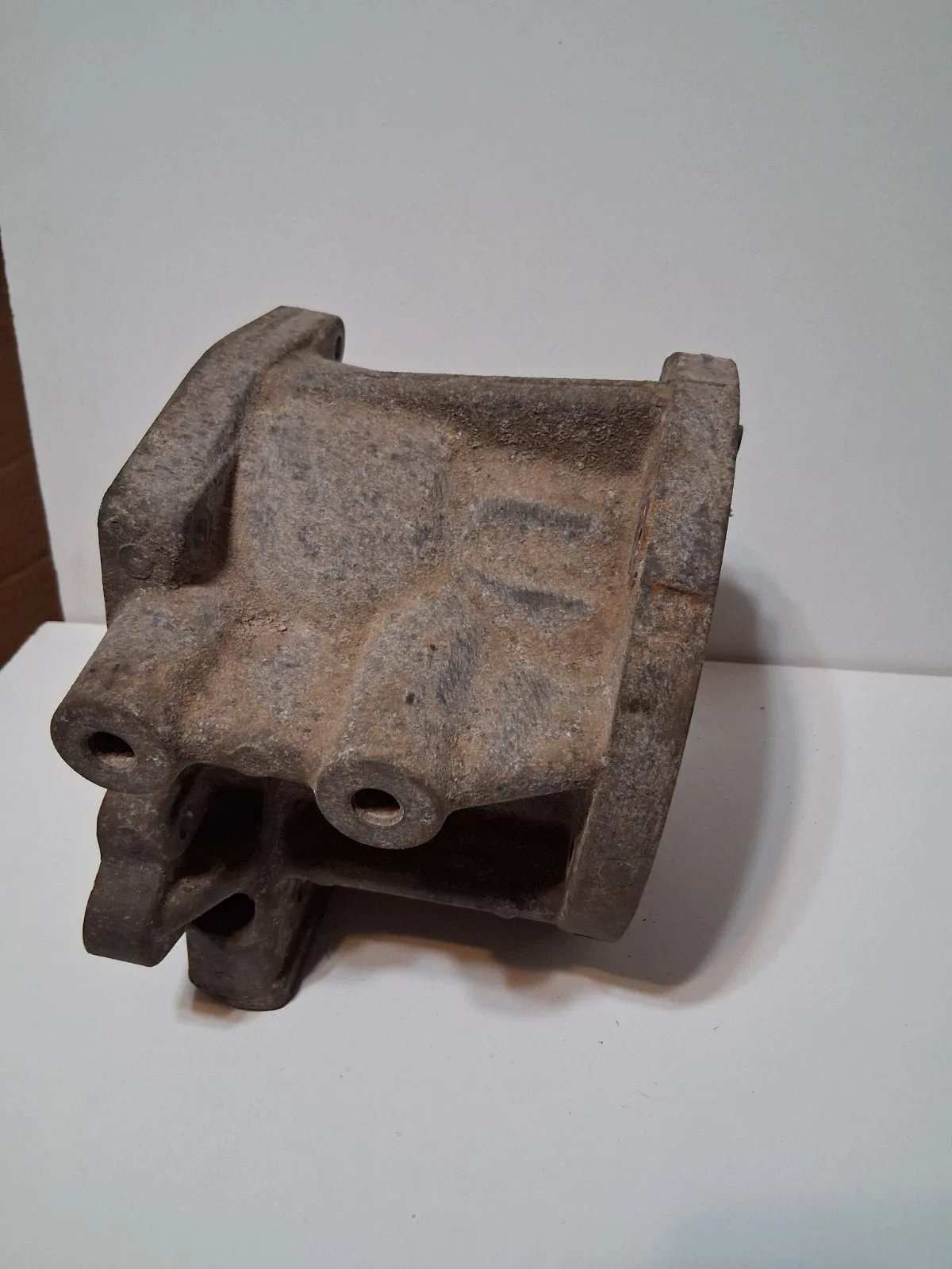 2004-09 FORD F150  TRANSMISSION EXTENSION HOUSING ADAPTER 4X4 RF-3L3P-7A040-AB