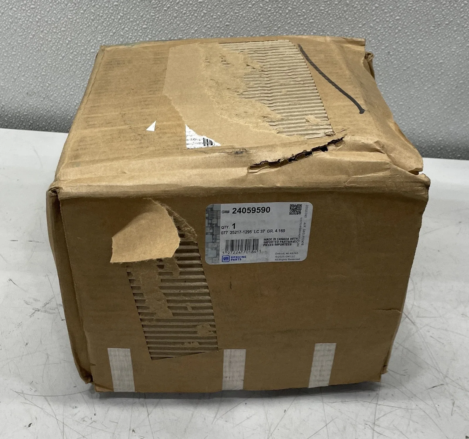 GM Automatic Transmission Clutch Housing 24-26 Silverado 2500/3500HD 24059590 image 2