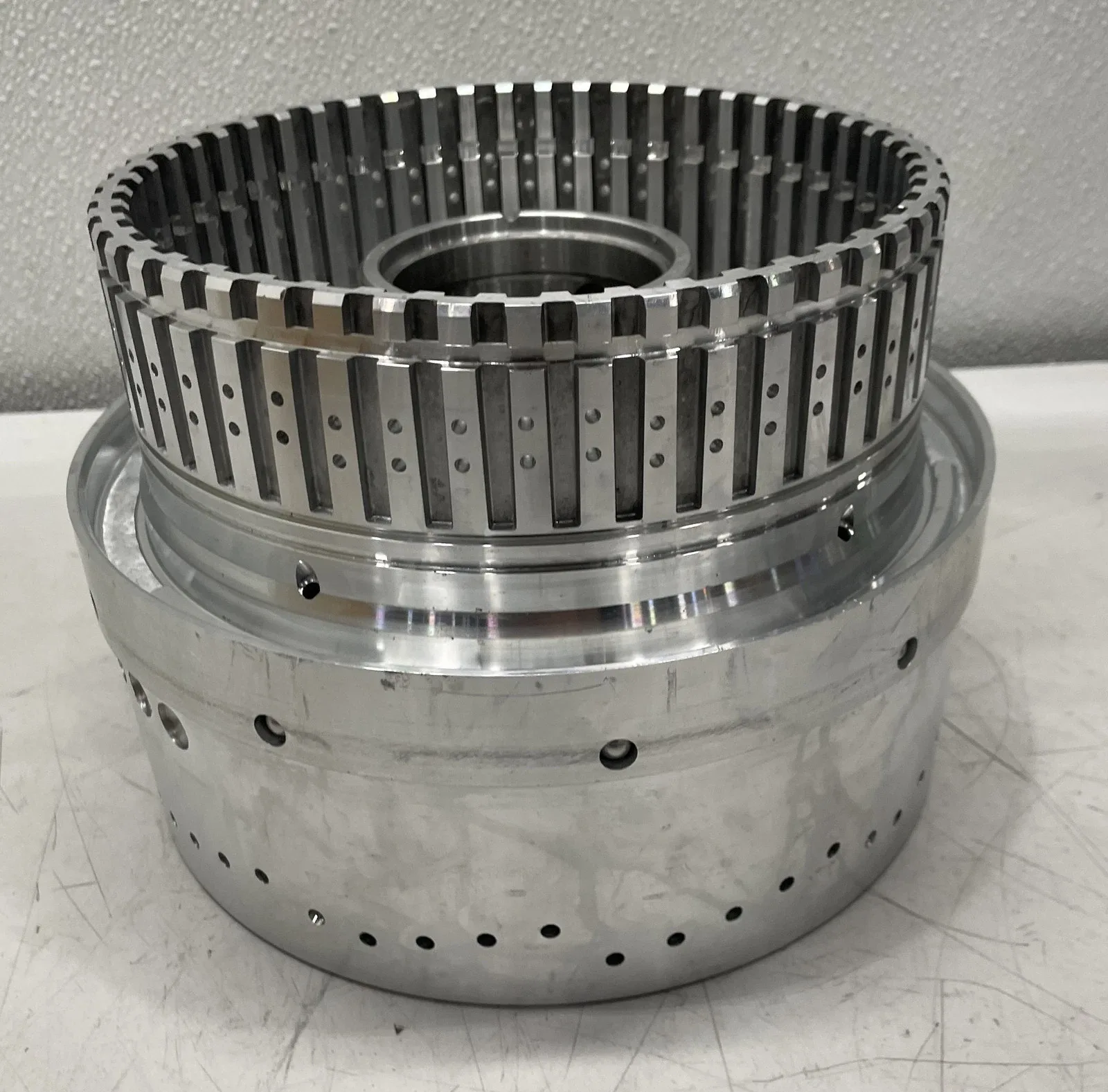 GM Automatic Transmission Clutch Housing 24-26 Silverado 2500/3500HD 24059590 image 4