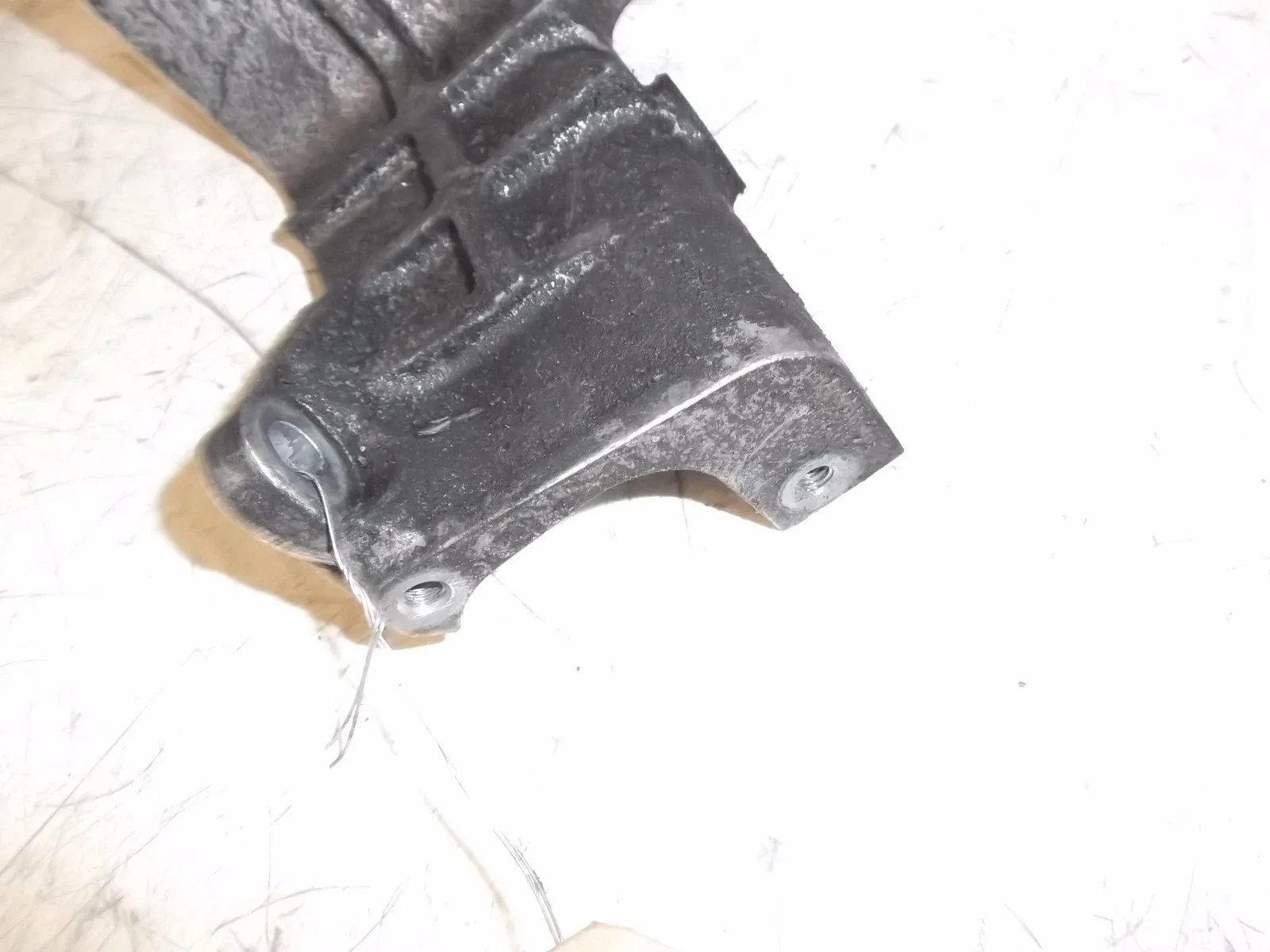 2003 Honda Accord V6 Automatic Transmission Shifter Cable Housing Cover Holder image 3