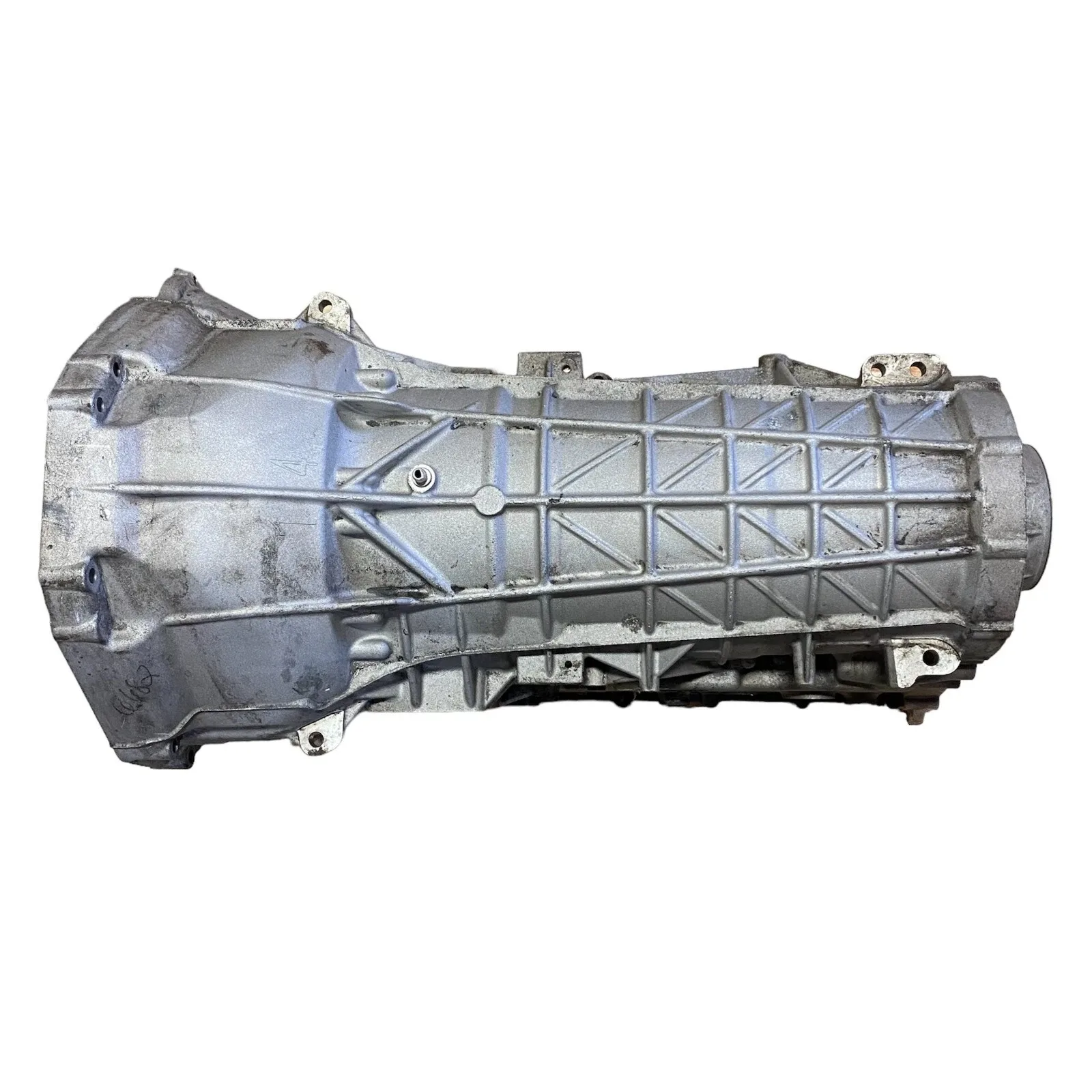 10R140 Ford Super Duty 7.3 Transmission Case Gas PTO OEM USED image 2