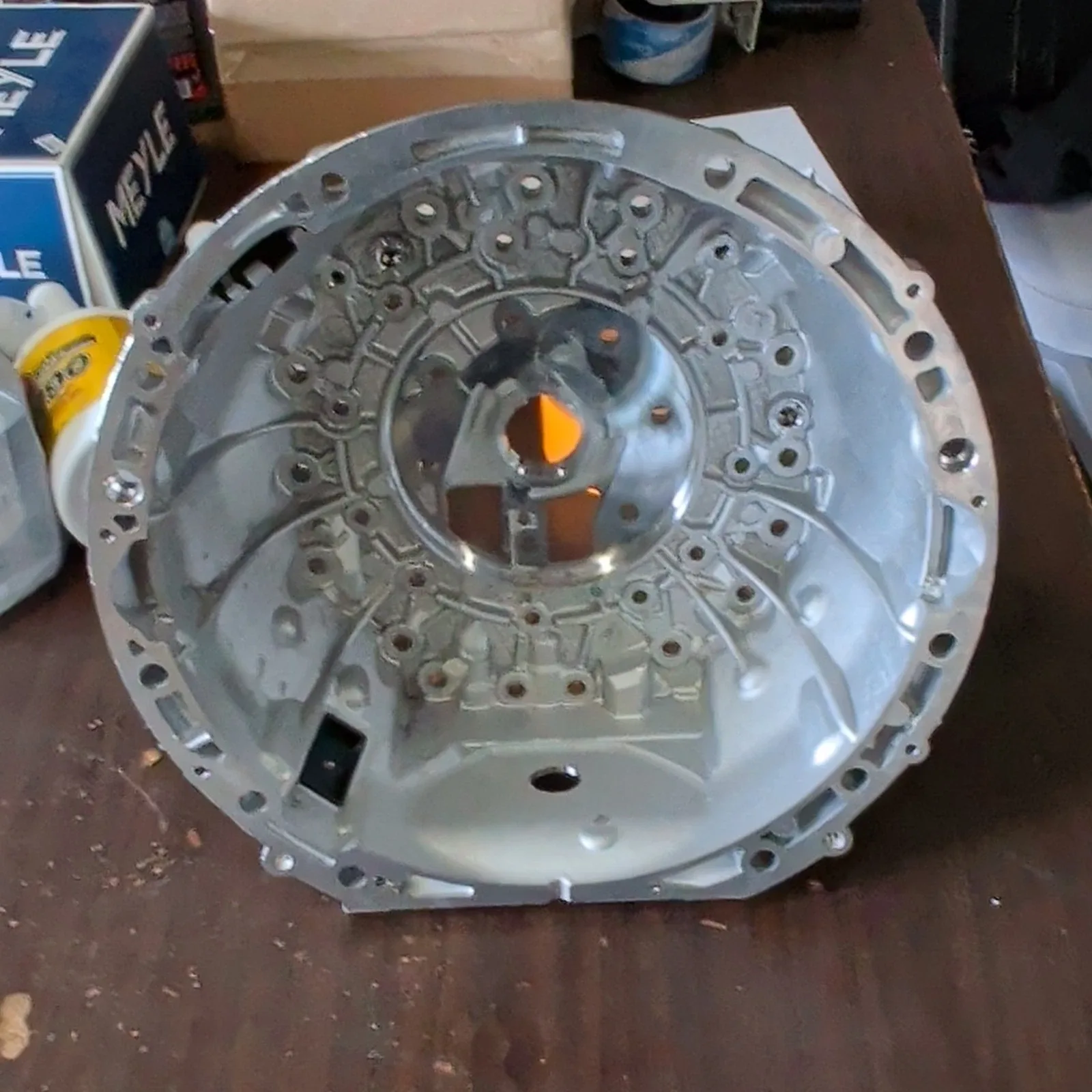 Mercedes R231 221 222 166 S/SL/GL/ML TORQUE CONVERTER BELL HOUSING 722.9 A20 A59 image 2