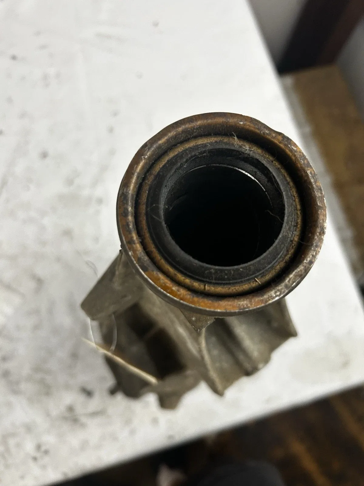 94 95 96 97 Dodge Ram 2500 3500 47RH Transmission Tailshaft Housing OEM image 3