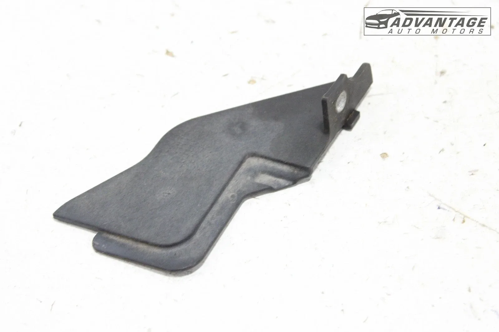 2016-2018 CHEVROLET SILVERADO 1500 TRANSMISSION HOUSING COVER DUST SHIELD OEM image 3