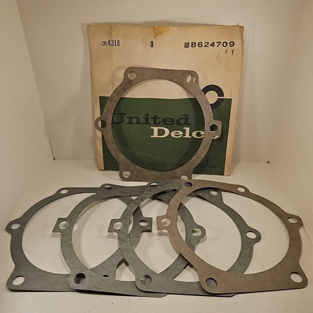 LOT OF 5 NOS OEM GM 8624709 TRANSMISSION EXTENSION HOUSING GASKET 1964