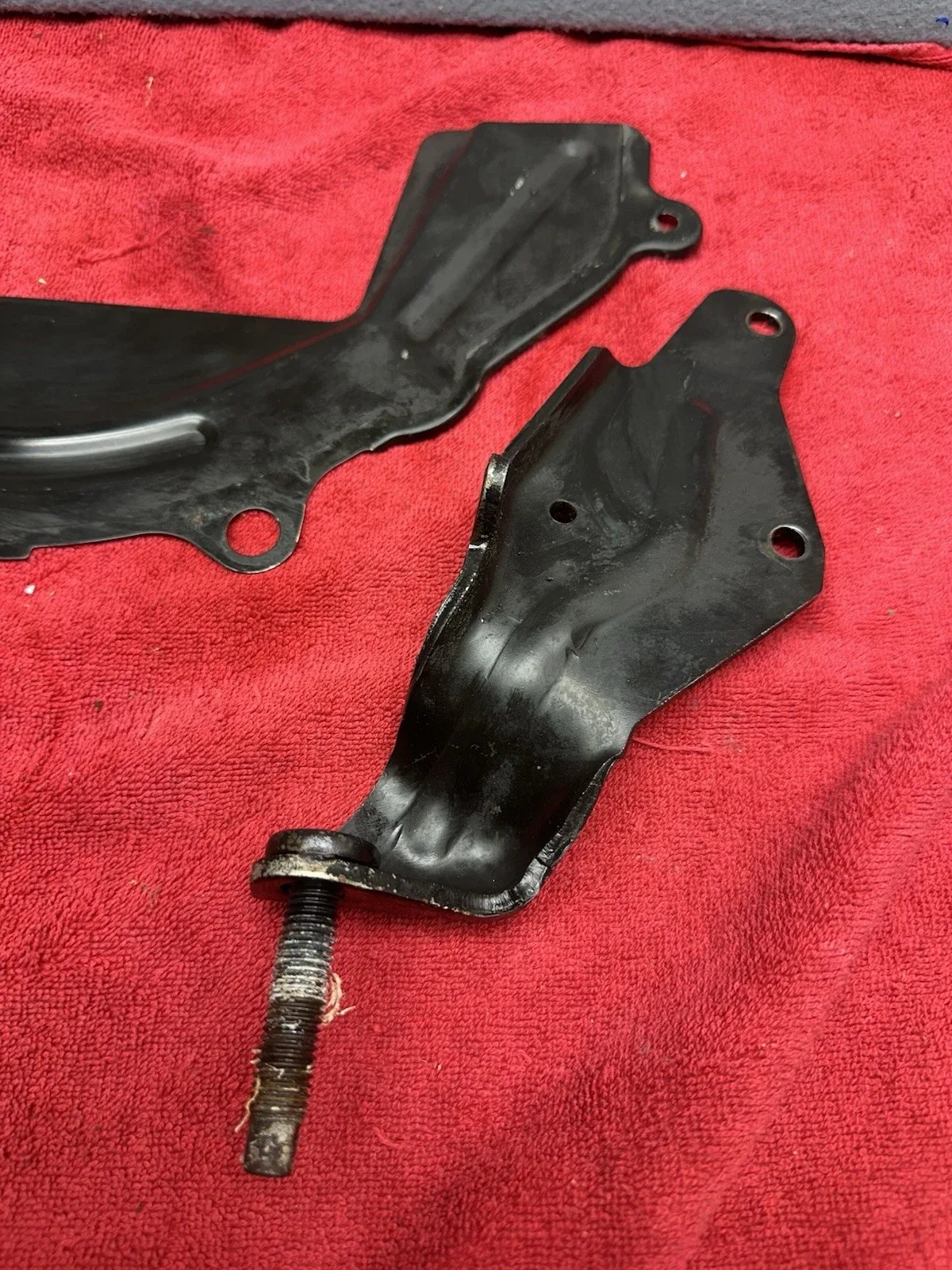 98-02 3.8 V6 3800 CAMARO FIREBIRD AUTO TRANSMISSION DUST COVER SHIELD BRACES OEM image 2