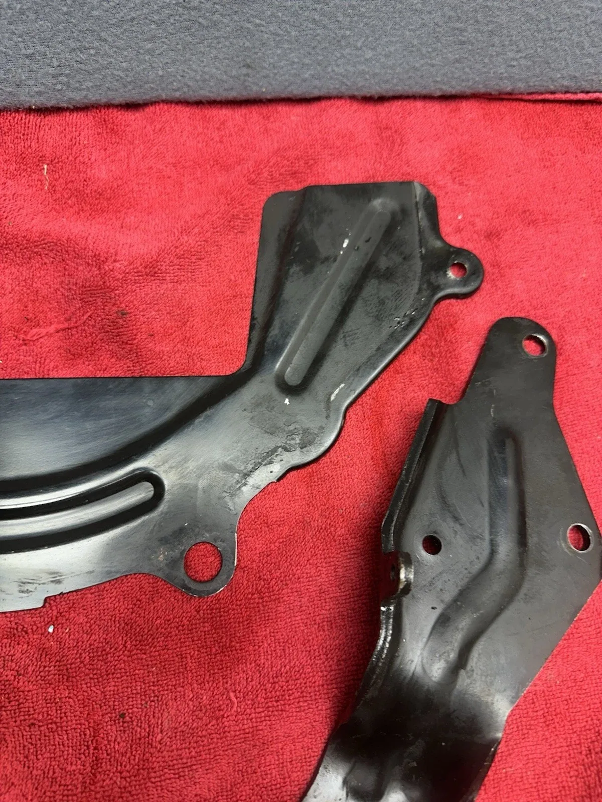 98-02 3.8 V6 3800 CAMARO FIREBIRD AUTO TRANSMISSION DUST COVER SHIELD BRACES OEM image 3