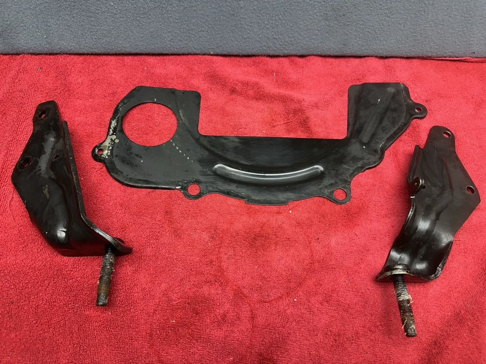 98-02 3.8 V6 3800 CAMARO FIREBIRD AUTO TRANSMISSION DUST COVER SHIELD BRACES OEM