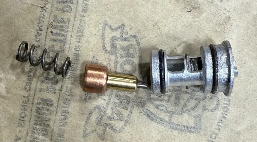 8L90 Thermal Valve Reduced Temperature STEEL LINES image 4