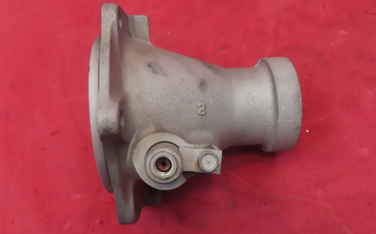 Cast Iron Powerglide Transmission Short Tail Housing Extension Chevrolet 3742355 image 2