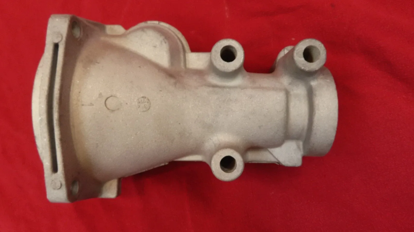 700R4 Camaro 4L60E 3 Bolt Transmission Tail Housing #8642717 Large Spedo 8673553 image 4