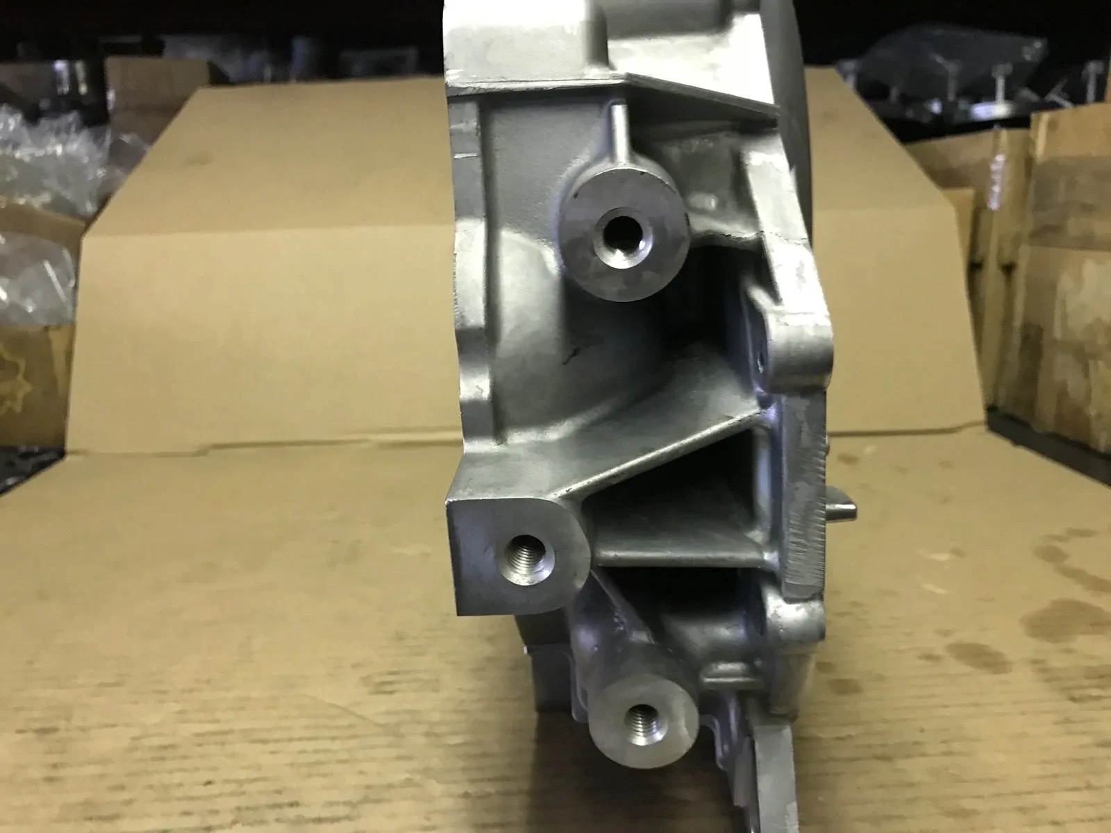 Saturn Vue Transmission VT20 VT25-E Bell Housing Front Weel Drive image 3