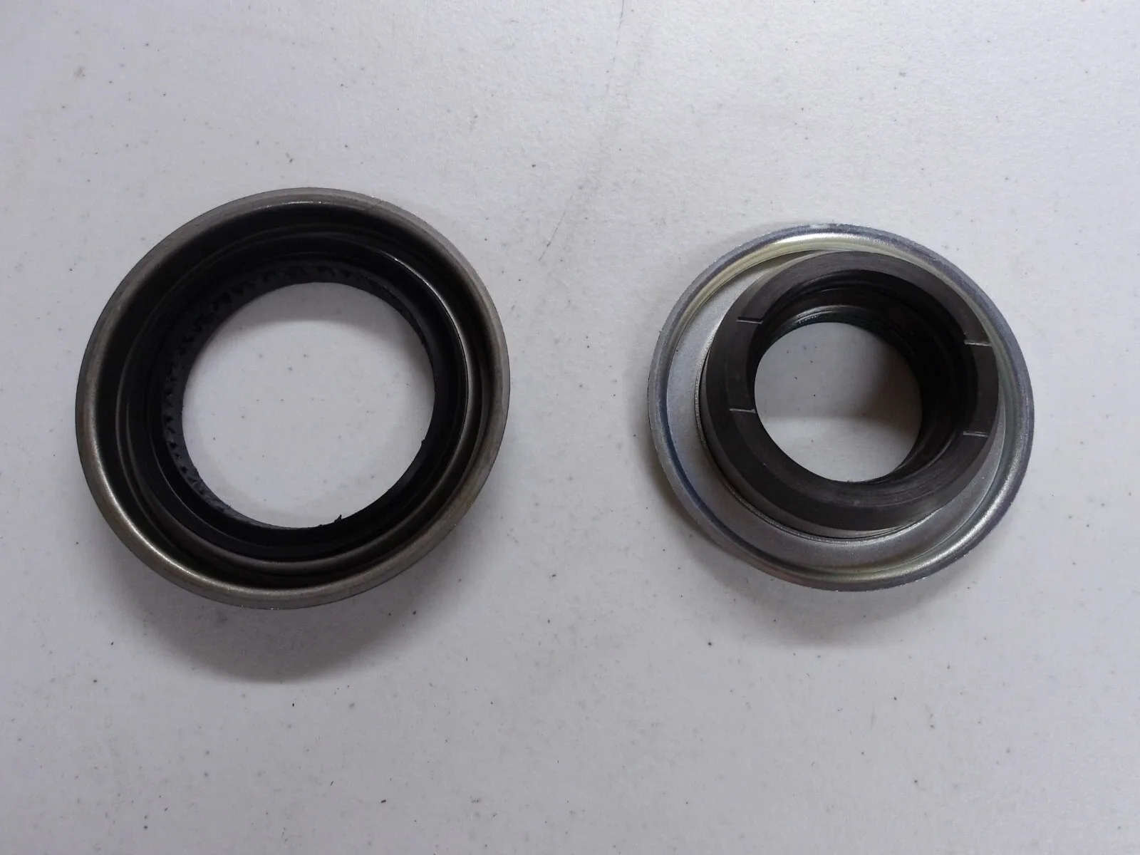 FORD OEM Automatic Transmission-Extension Housing Seal 7C3Z7052A