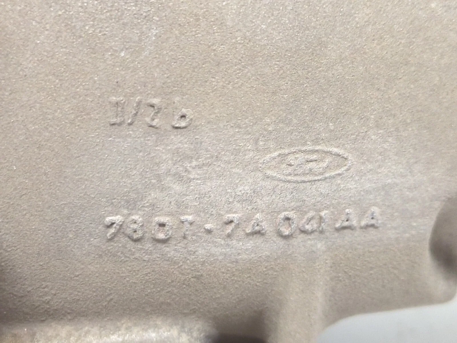 Ford C3 Extension Housing 78DT 7A041 AA E2ZZ 7A039-A Mustang? image 2