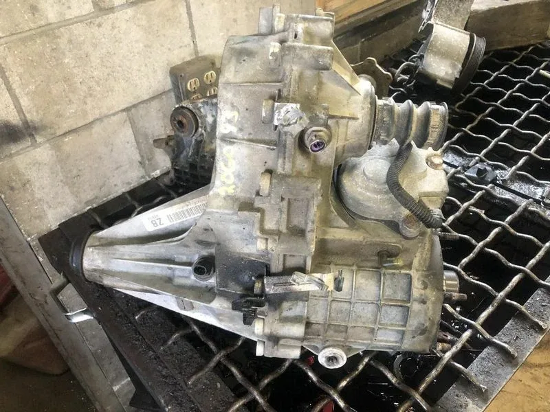 2003-2007 GMC Sierra,Chevy Silverado Transfer Case Assembly Electric Shift OEM image 4