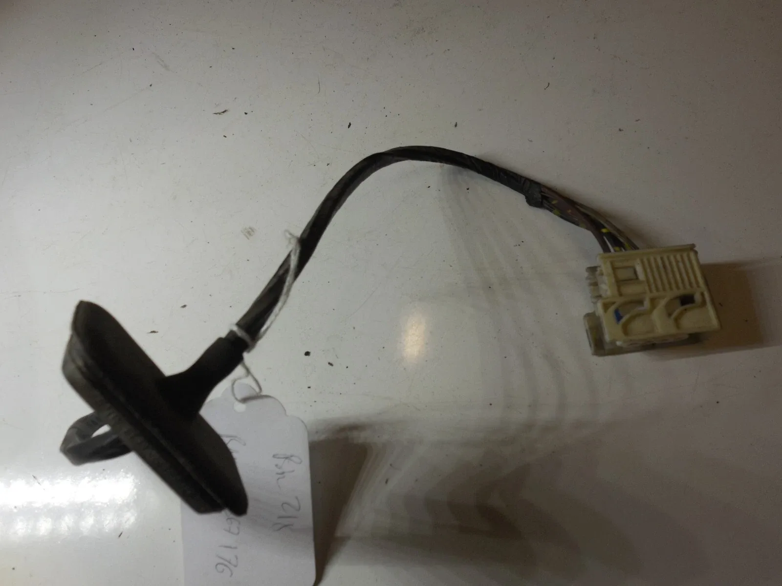 BMW E38 740i M60 4.0L 4 Pin Housing Plug Wire Pigtail Connector 8367176 image 2