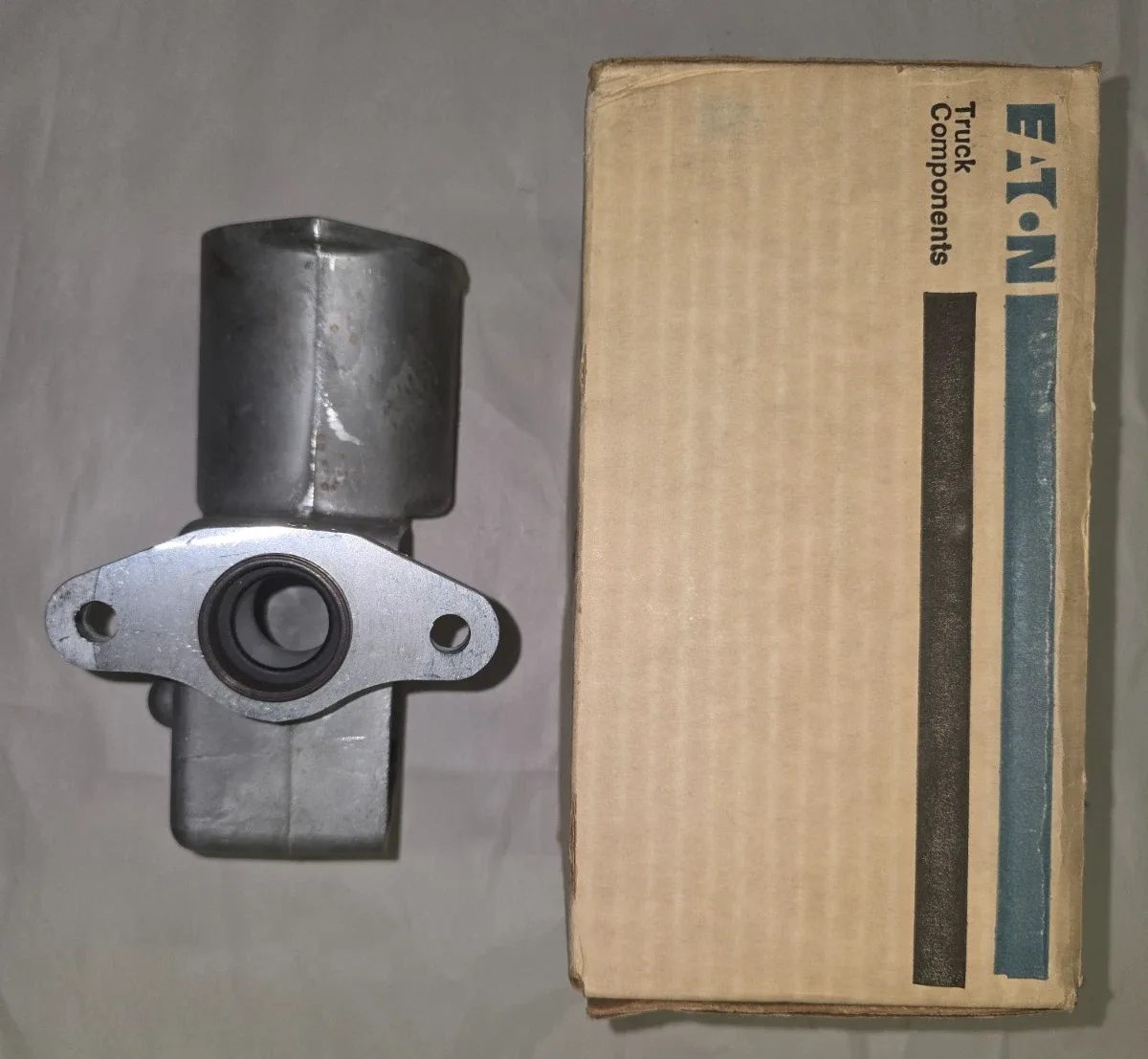 43093 - SHIFT HOUSING, EATON CORP image 3