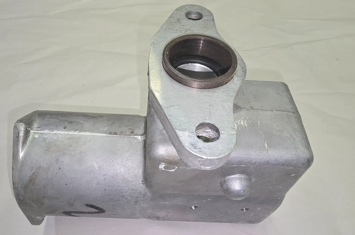 43093 - SHIFT HOUSING, EATON CORP