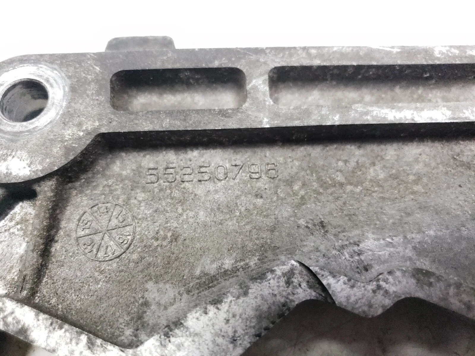 12 13 14 15 16 Fiat 500 Bell Housing Adapter Plate 55250796 OEM image 4