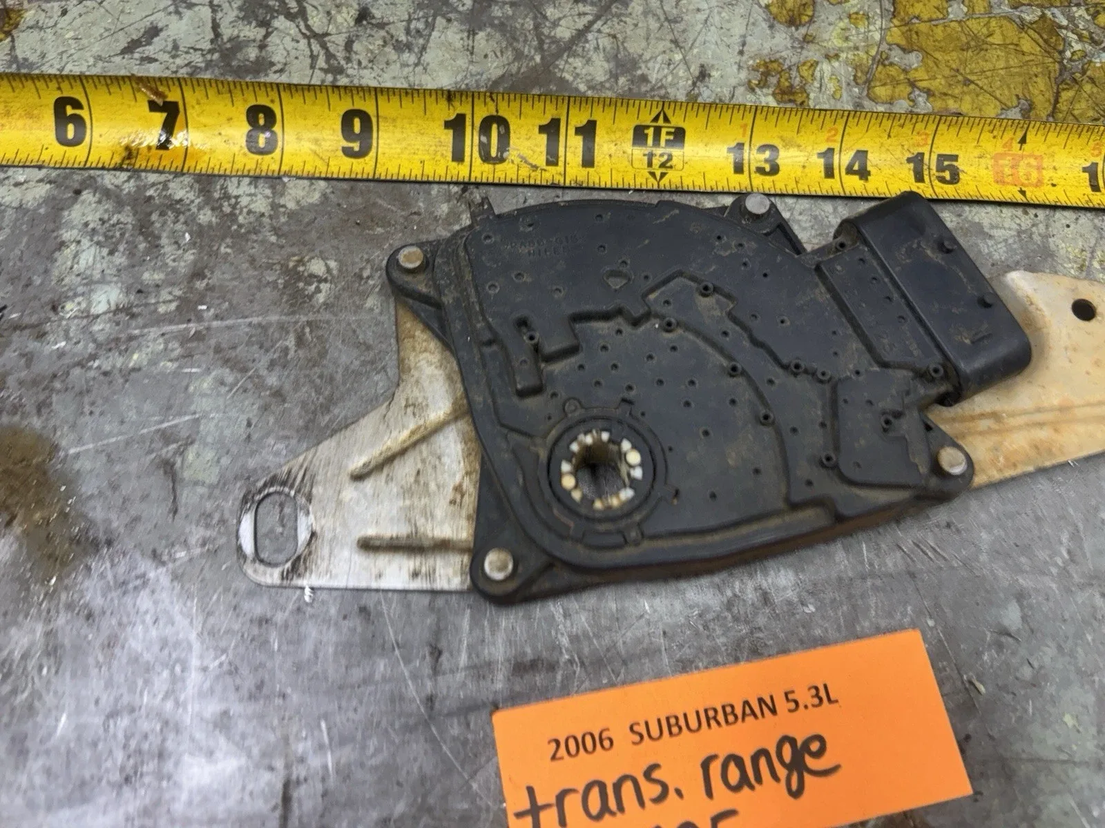03-06 GM Truck 5.3L Transmission Shift Range Sensor image 3