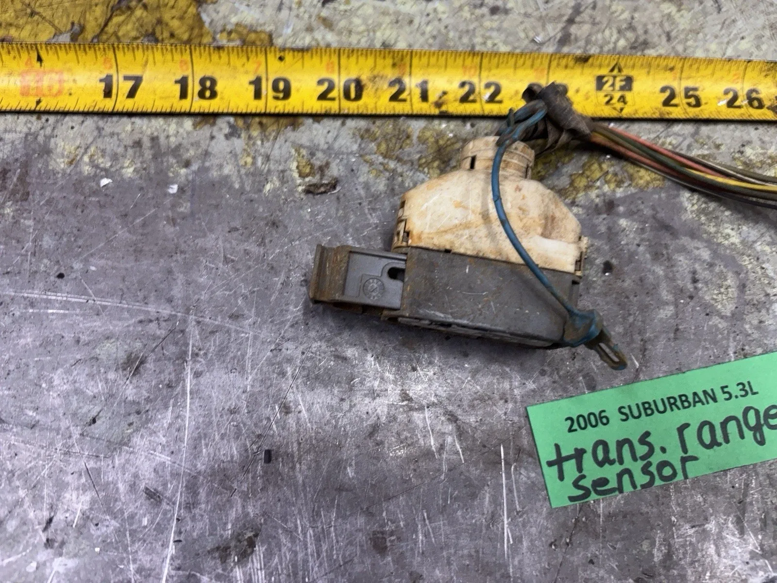 03-06 GM Truck 5.3L Transmission Shift Range Sensor Wiring Connector image 2