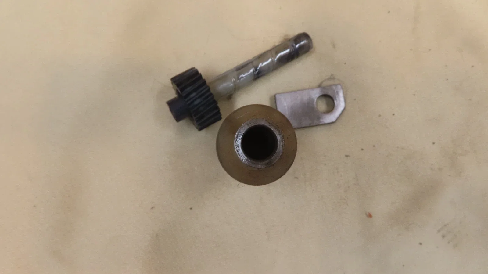 Aluminum Powerglide Transmission Speedometer Gear / Housing / Bolt / Keeper image 3