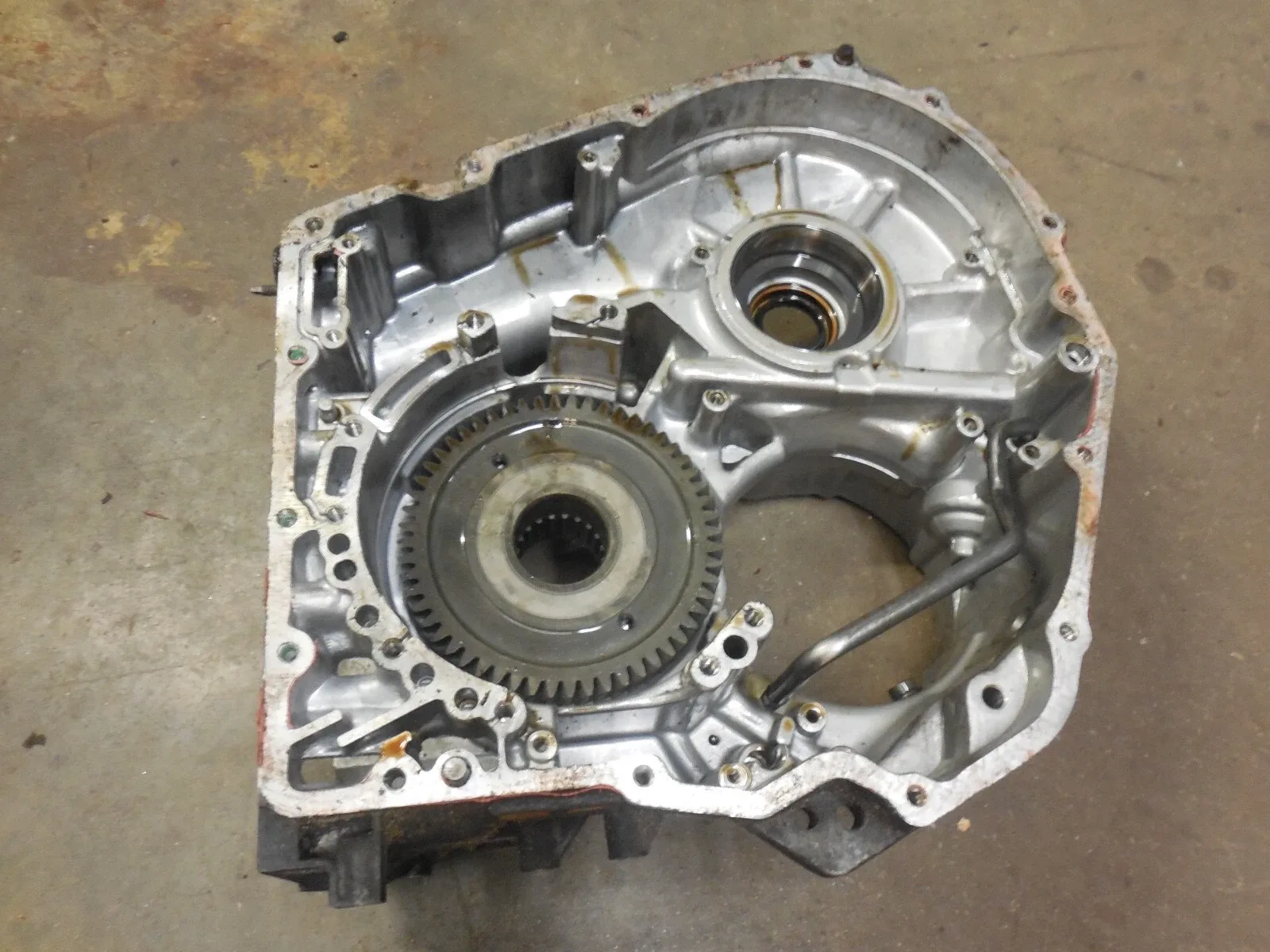 Automatic Gearbox Transmission Housing Case Half 55353748 2004-2011 Saab 9-3
