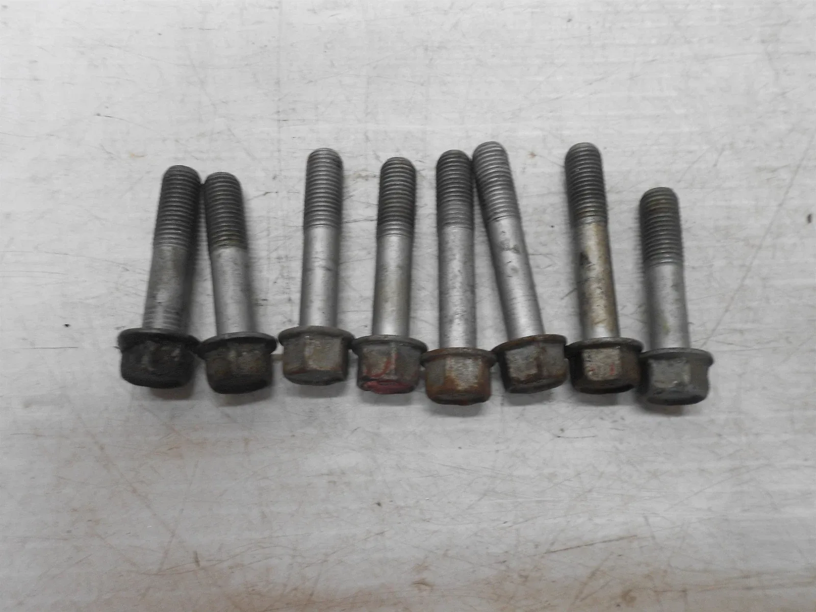 2009 KIA Optima Bell Housing Bolts image 2