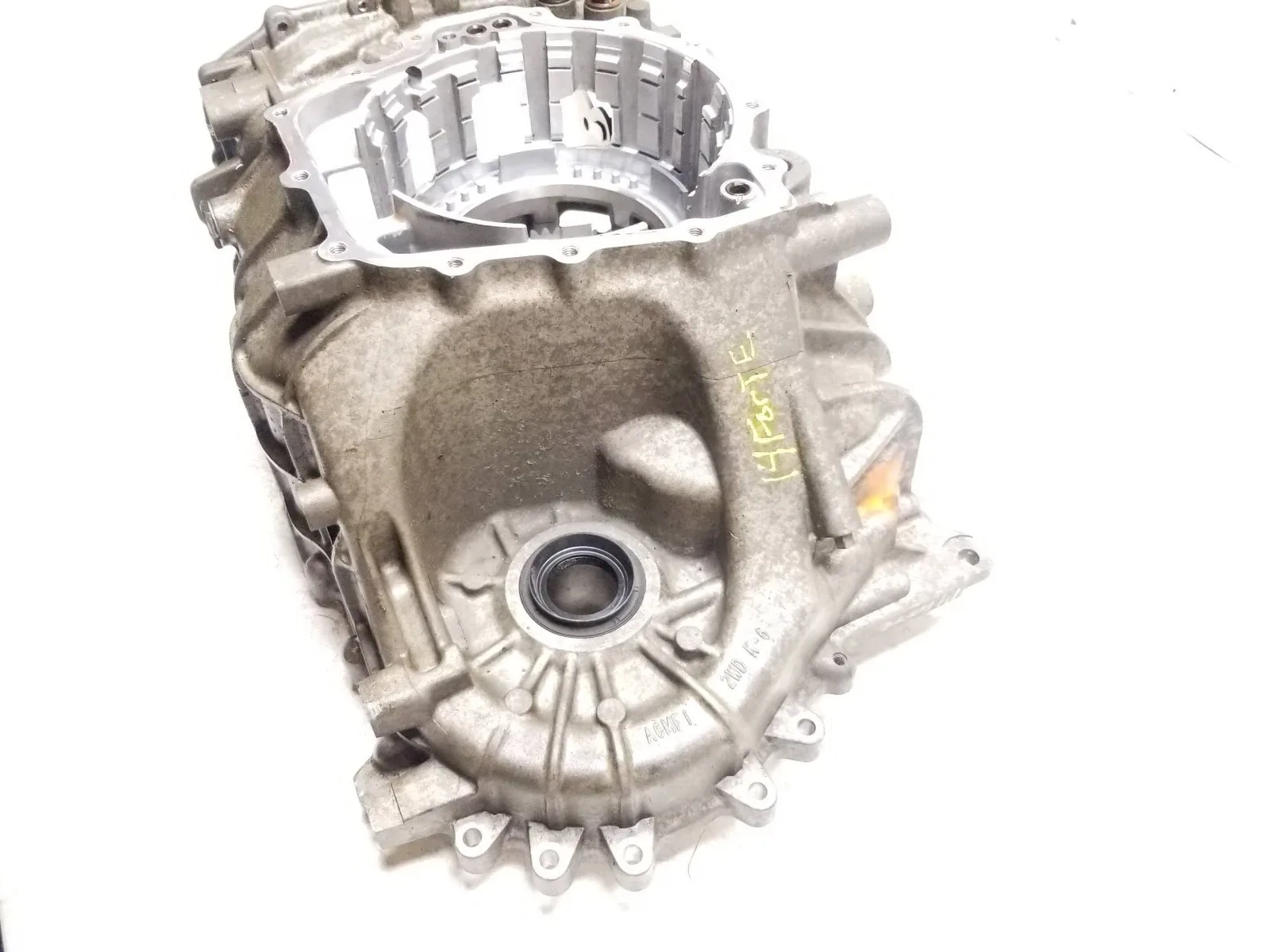 2014 Kia Forte Automatic Transmission Transaxle Case OEM image 2