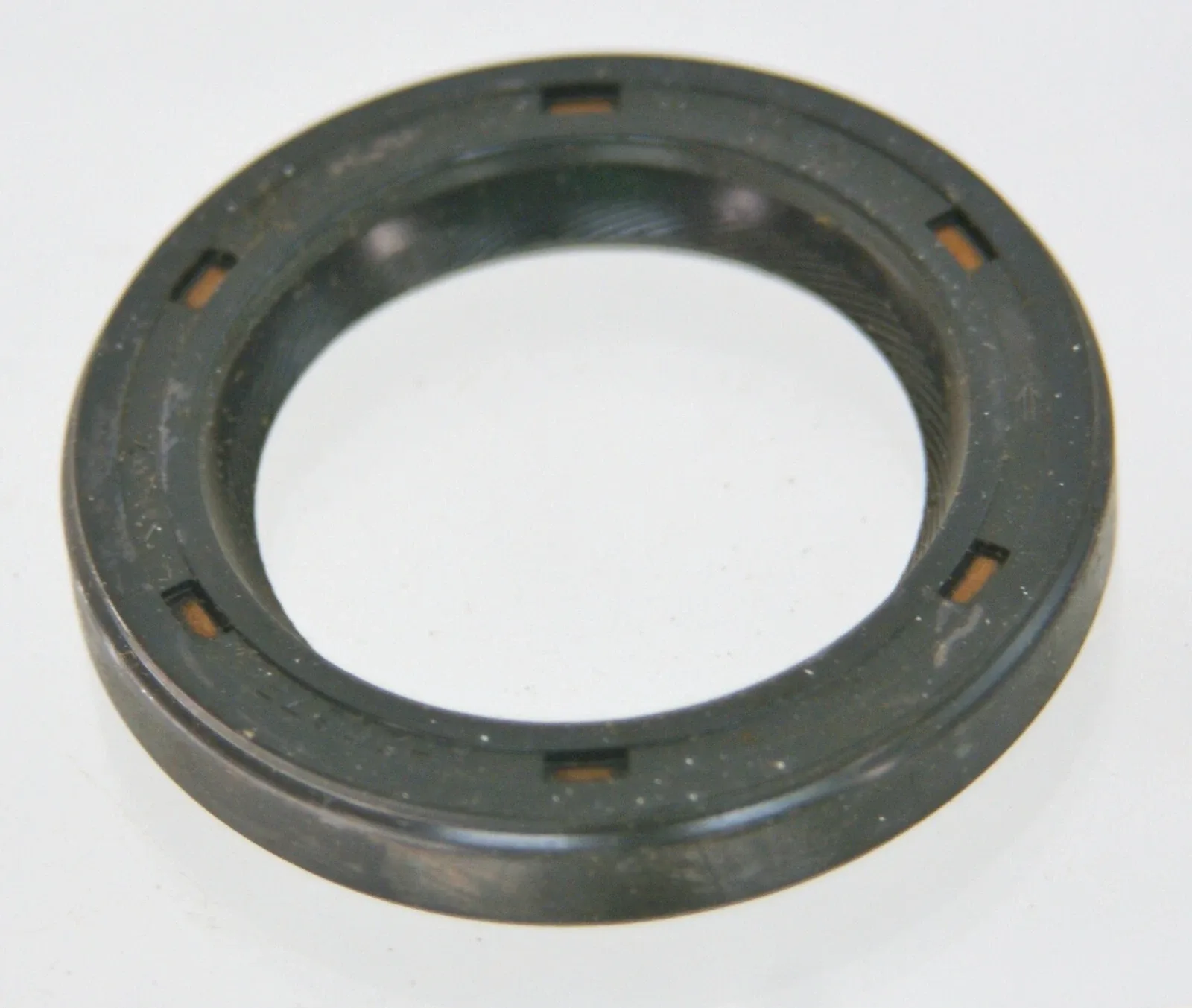 2002 Ford 1L2Z-7052-EA Extension Housing Seal OEM 5612