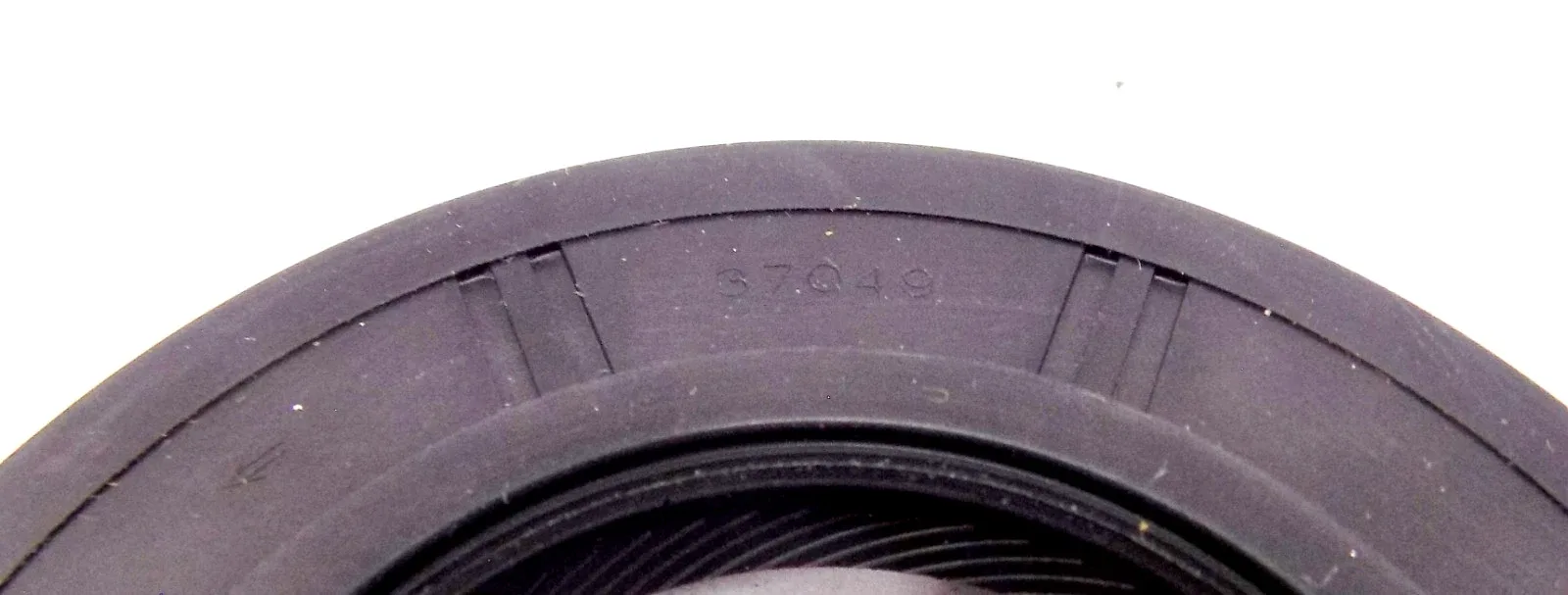 Bulk Lot of 18 Ford 4R75W 4WD Adapter Housing Seals #6L2Z-7A052-A (2009-Up) image 4