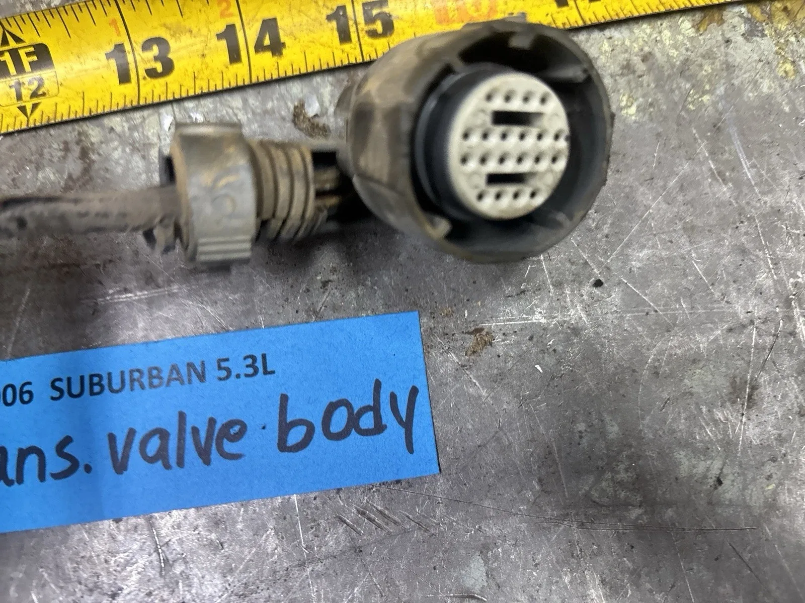 03-06 GM Truck 5.3L Transmission Valve Body Wiring Connector image 4