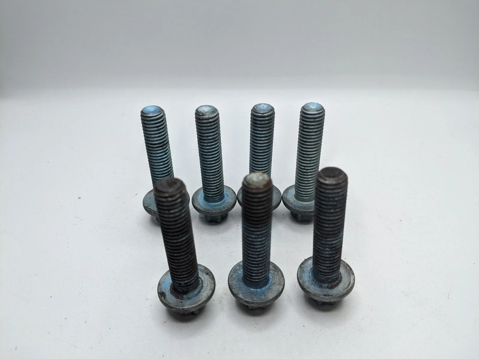 2000 Mercedes Clk 320 Transmission Bell Housing Bolts image 3